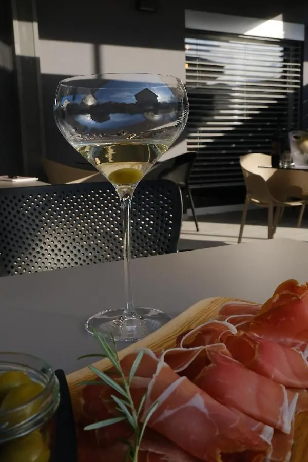 Apartmanhotel Bed & Breakfast Rezidenca Pipanova Ljubljana