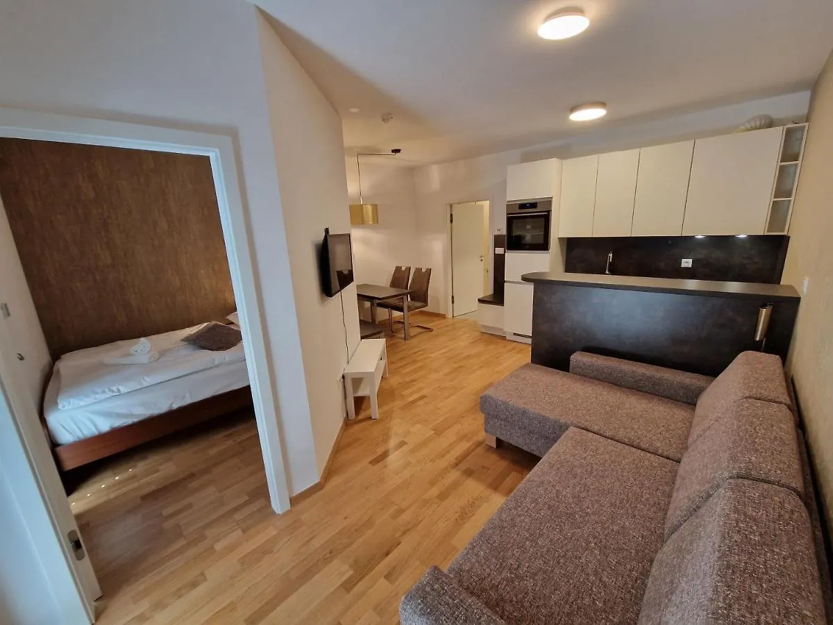 Bed & Breakfast Rezidenca Pipanova Λιουμπλιάνα 4*,