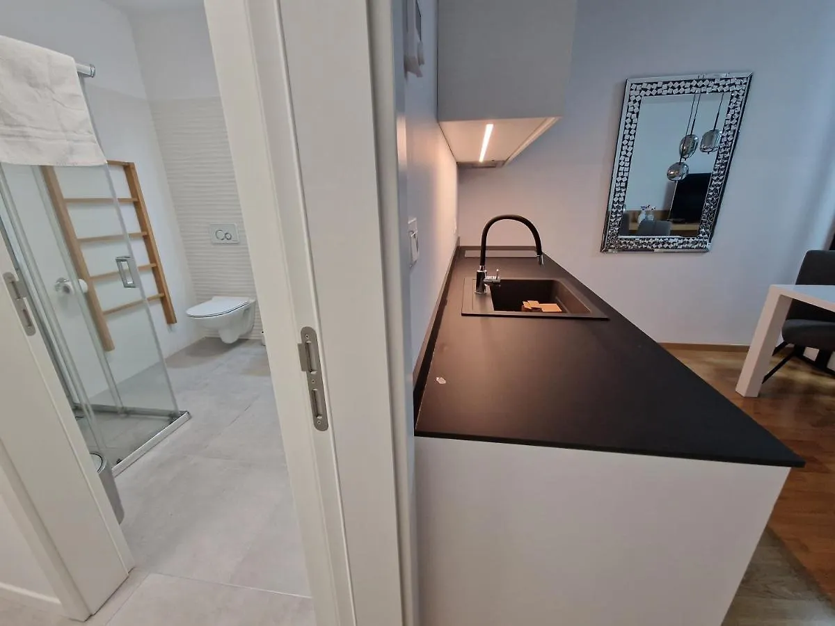 Bed & Breakfast Rezidenca Pipanova Λιουμπλιάνα Ξενοδοχείο με διαμερίσματα