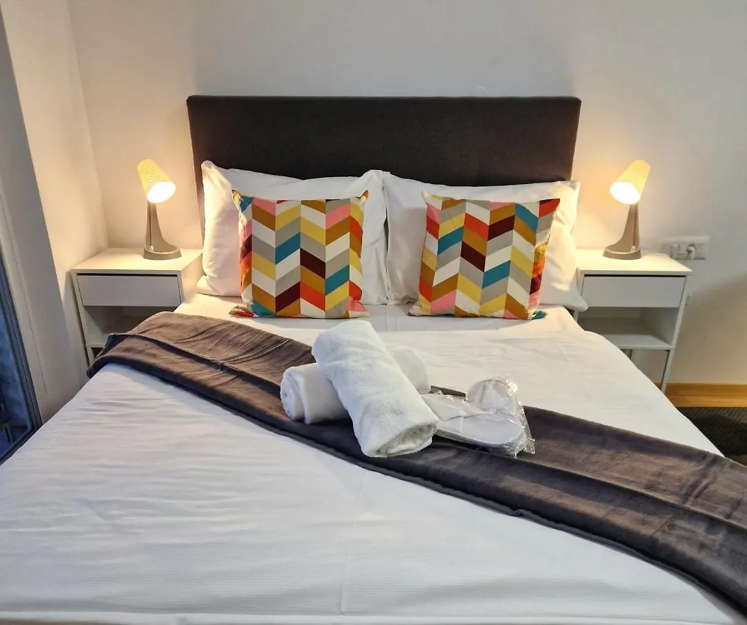 Bed & Breakfast Rezidenca Pipanova Λιουμπλιάνα Ξενοδοχείο με διαμερίσματα